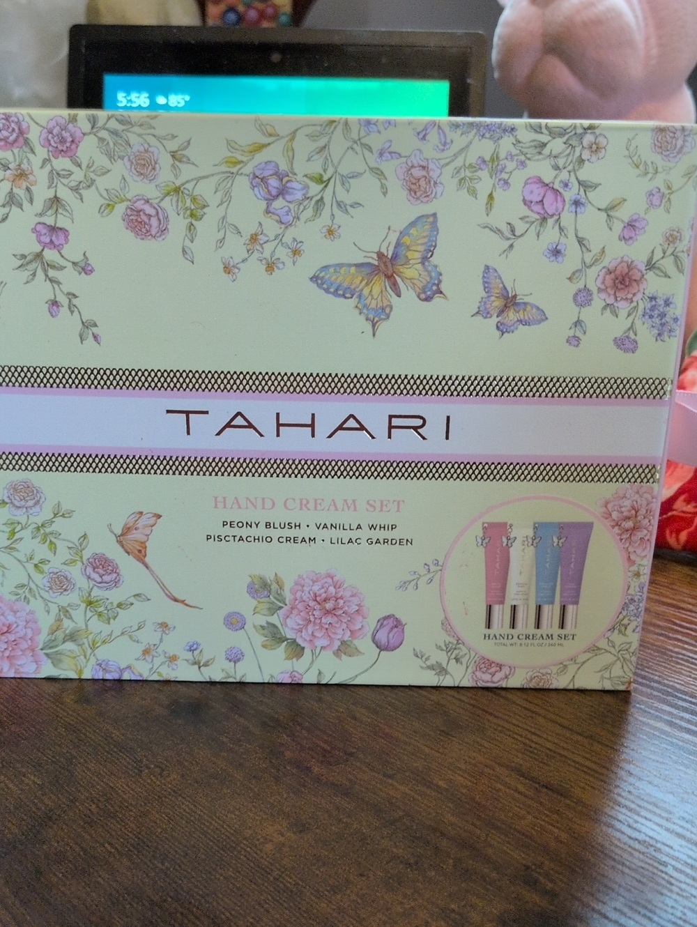 Tahari Pastel Floral Hand Cream Gift Set New